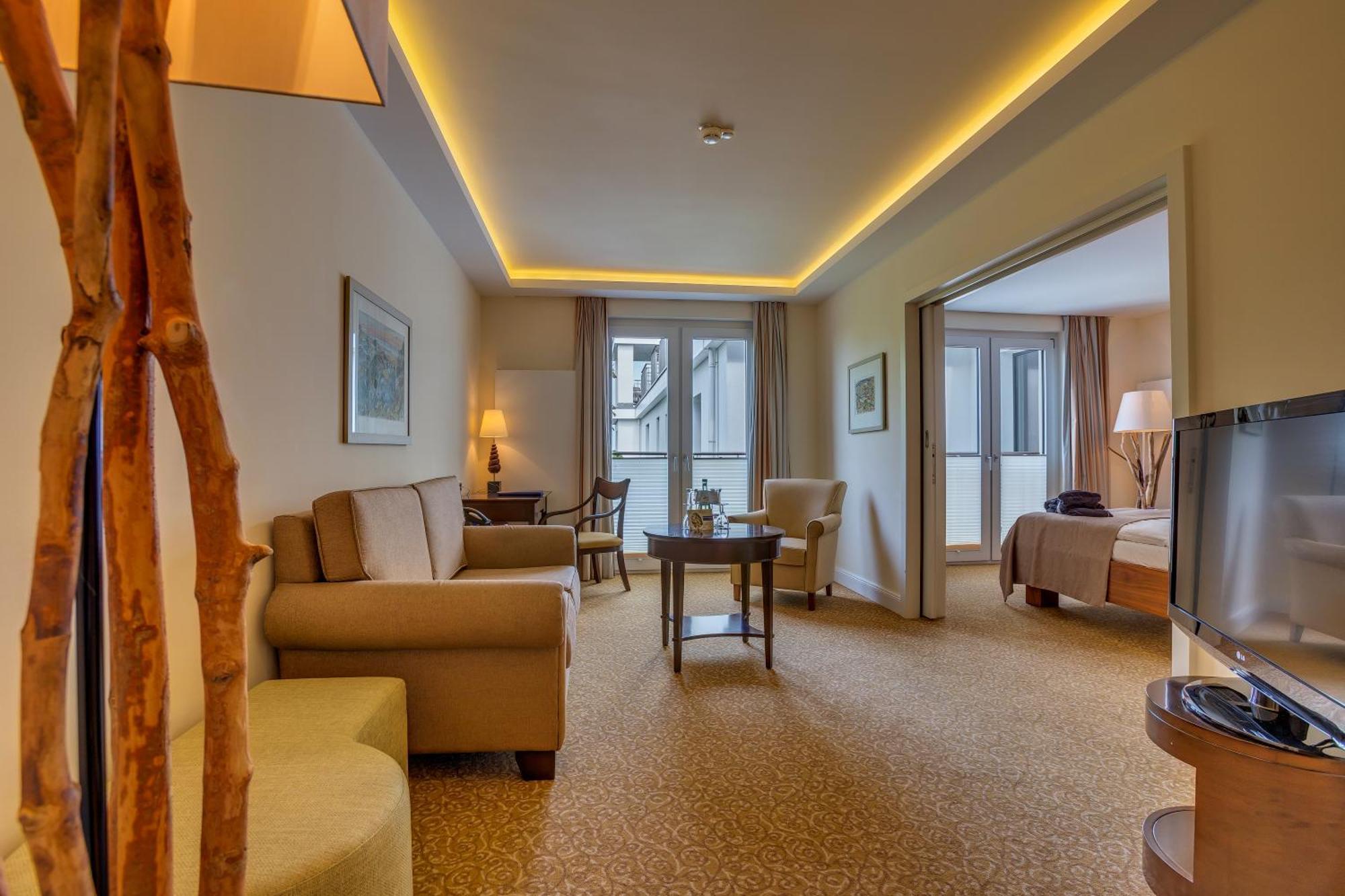 Upstalsboom Kuehlungsborn Hotel Ngoại thất bức ảnh