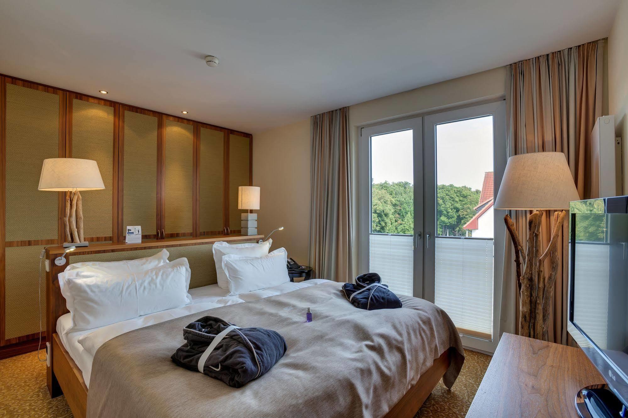 Upstalsboom Kuehlungsborn Hotel Ngoại thất bức ảnh